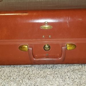 2 Large VINTAGE Suit cases